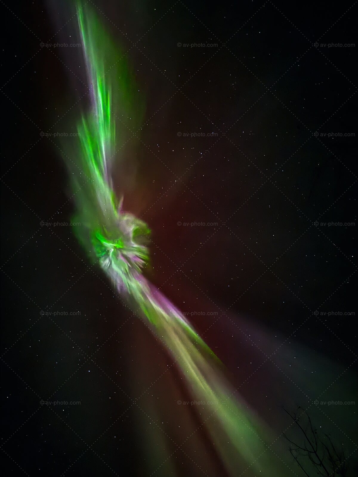Aurora Green Corona