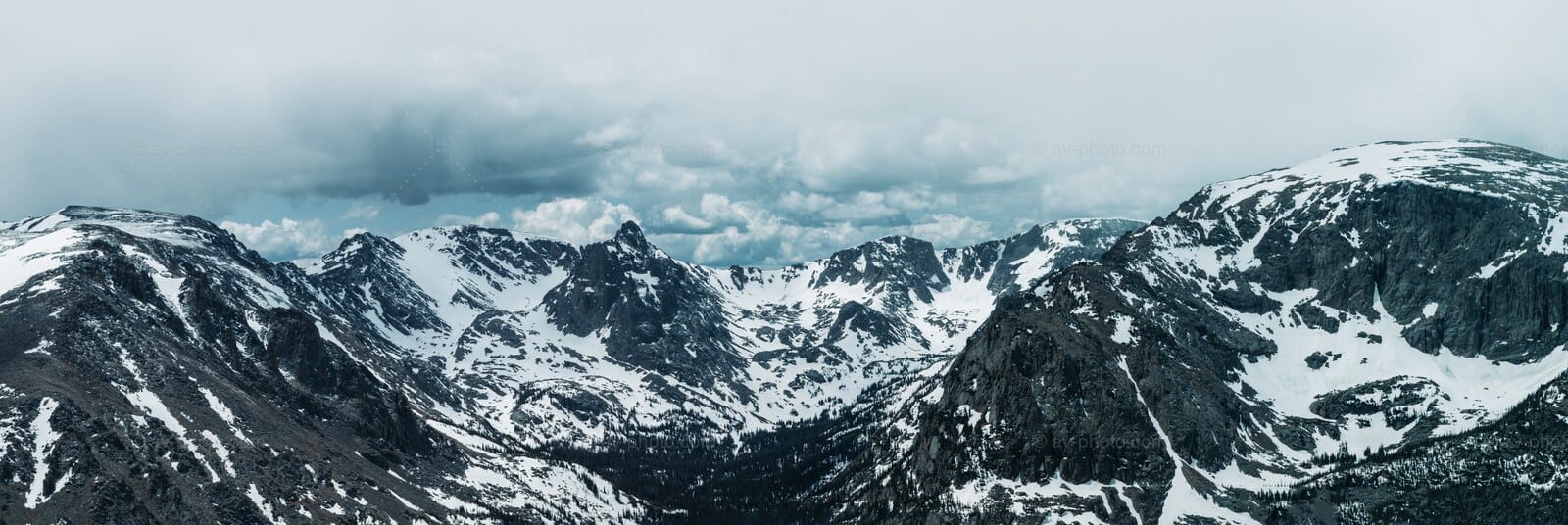 Snowfield Peaks Storm