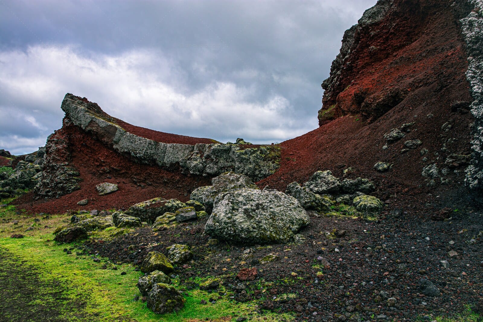 Red Crater Rampart
